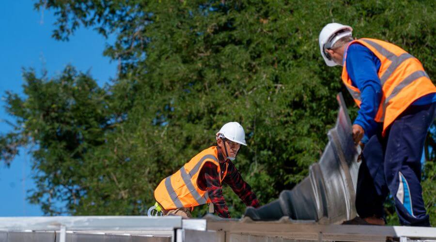 Professional New roof installation in Clackamas, OR